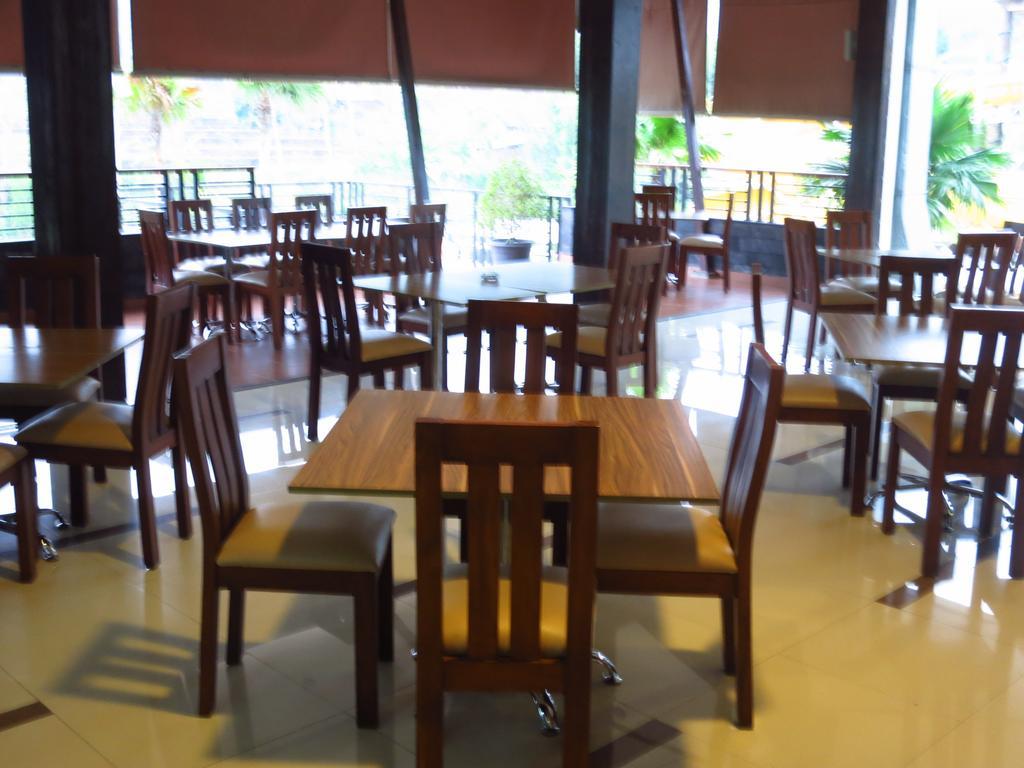 Bess Resort & Waterpark Hotel And Convention Malang Eksteriør billede